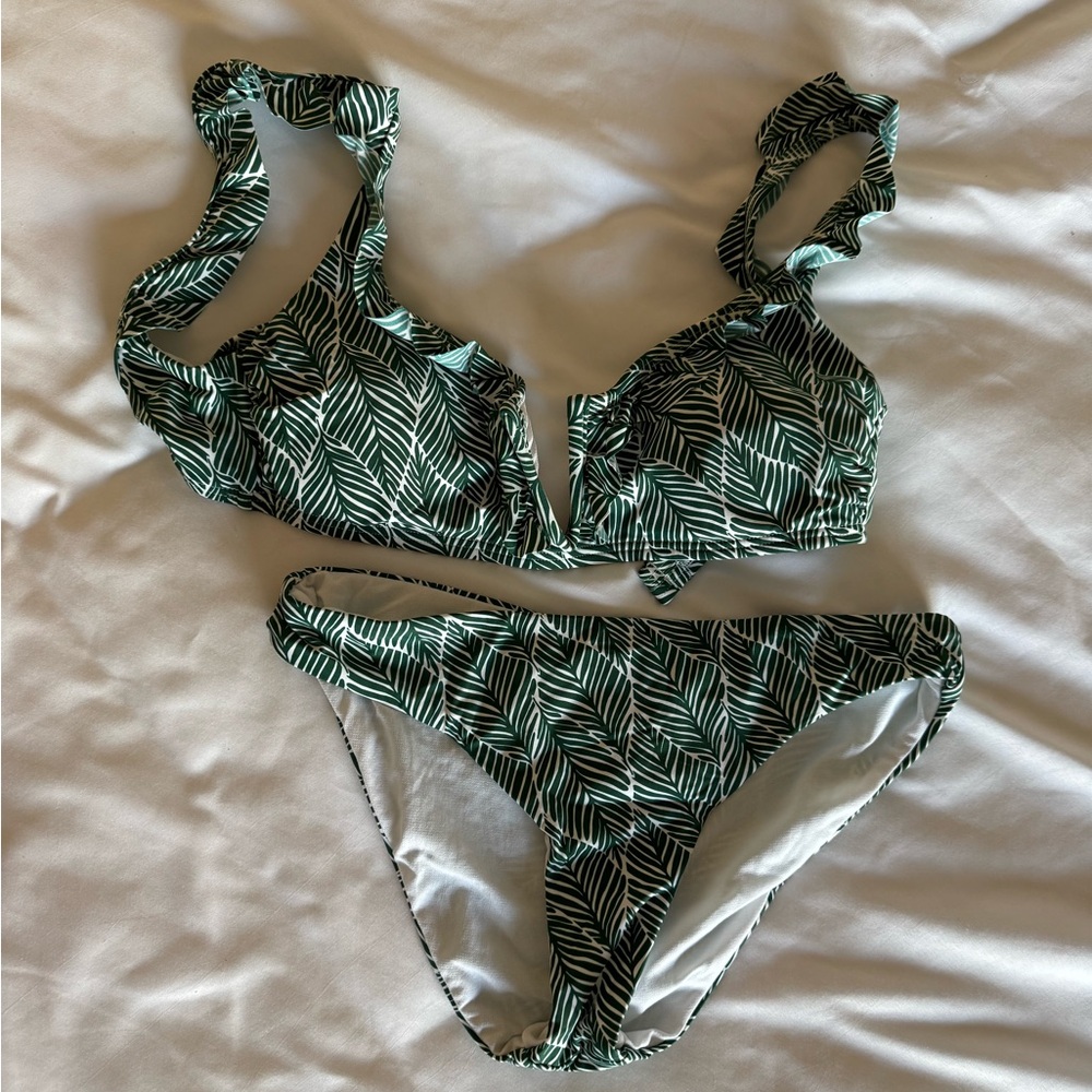 Gianni Bini Green Marble Bikini Set with Ruffle Straps